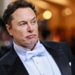 Elon Musk interroga la richiesta di boicottaggio su Twitter da parte di gruppi sostenuti da Soros, agenti di Clinton