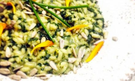 Riso con i fiori di campo